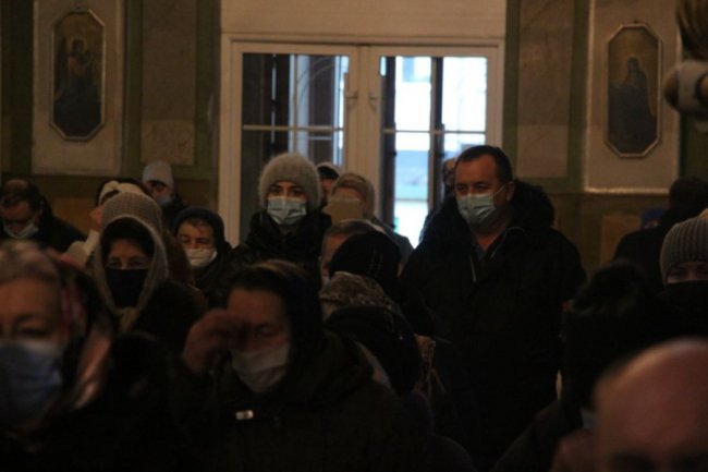 У луцькому соборі сьогодні лунали колядки. ФОТО