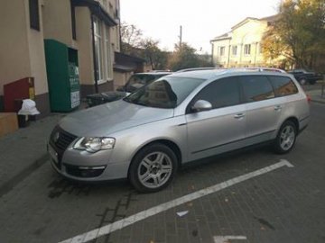 З луцького двору викрали дві автівки. ФОТО