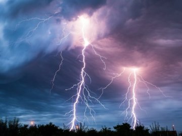 На Волині оголосили жовтий рівень небезпечності