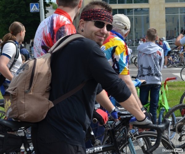 Велодень у Луцьку зібрав більше тисячі людей. ФОТО 