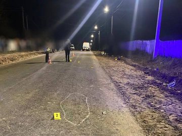 У Луцькому районі 22-річний водій на смерть збив велосипедистку