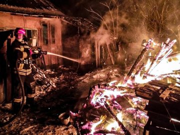 Через необережне поводження з вогнем на Волині виникла пожежа