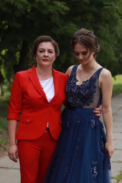 Стався рецидив страшної хвороби: лучанин просить допомогти врятувати 18-річну племінницю 