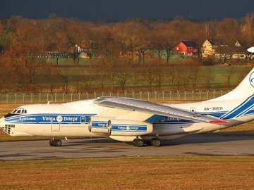 Російський вантажний літак злітав в ЄС і повернувся попри санкції