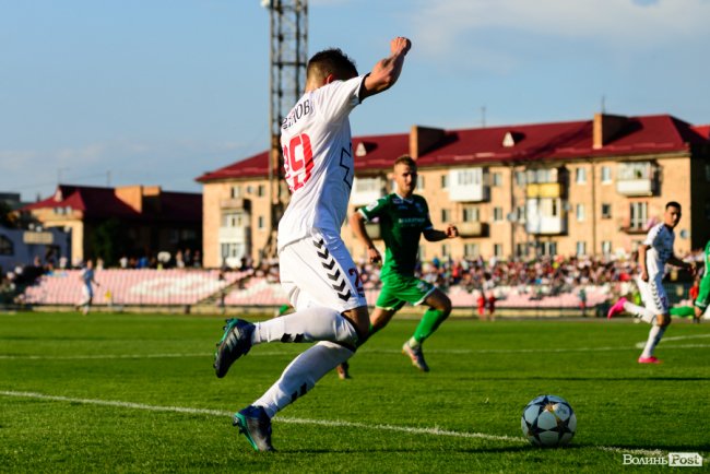 «Волинь» – «Карпати»: великий фотозвіт із нашумілого матчу