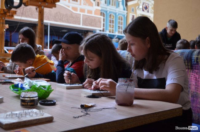 Живе спілкування і сміх – як терапія позитивом: для дітей працівників «Кромберга» влаштували свято. ФОТО 