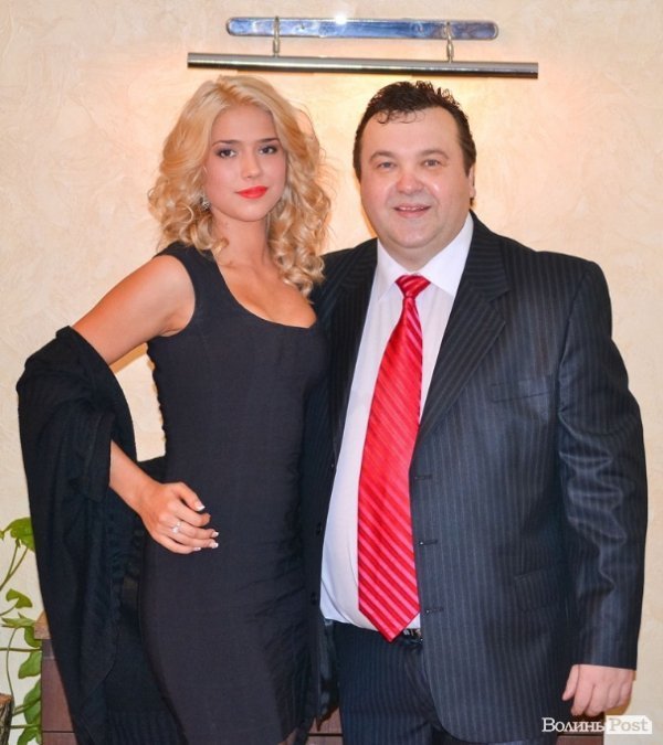 Як дівчата готуються до конкурсу «Міс Принцеса України». ФОТО