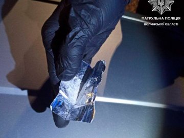 Намагався з'їсти наркотики: у Луцьку спіймали водія із забороненою речовиною