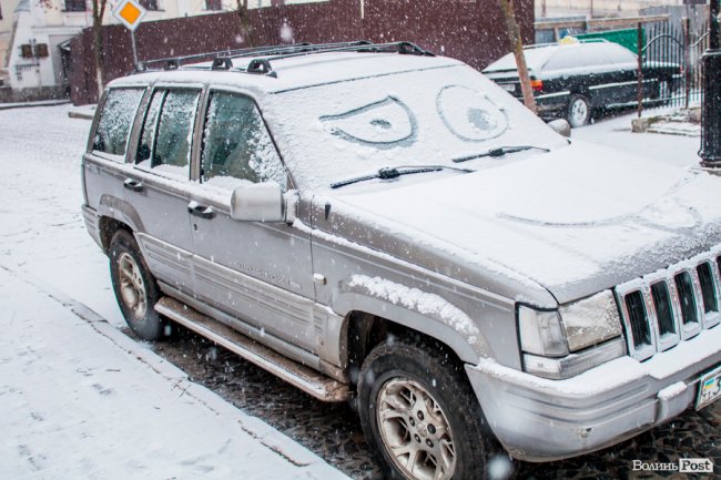 Засніжений Луцьк. ФОТОРЕПОРТАЖ