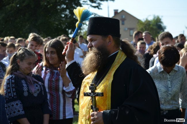  Як у луцькому «політесі» вітали першокурсників. ФОТОРЕПОРТАЖ