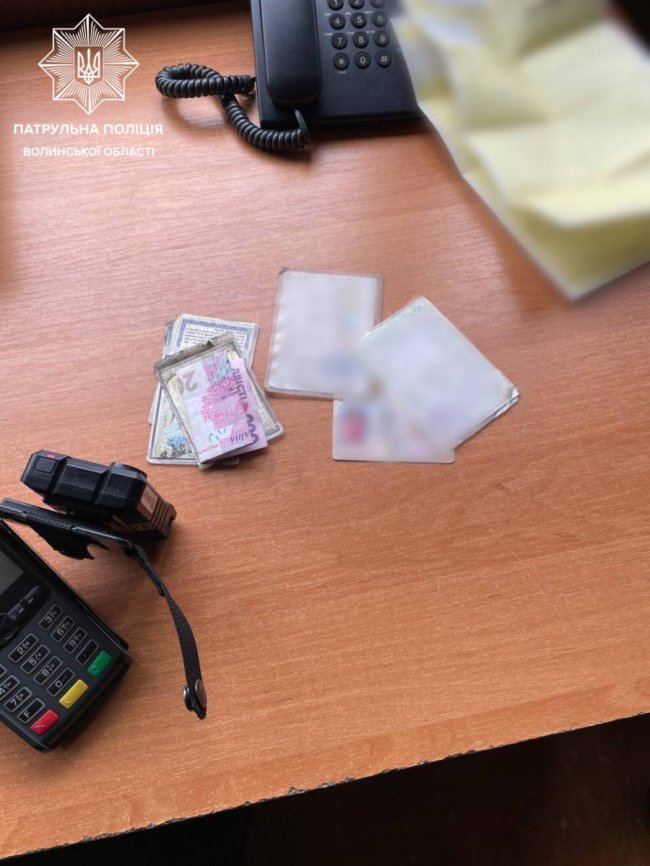 На блокпосту на Волині водій хотів відкупитися від патрульних