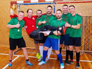 Більше, ніж гра: працівники луцького «Кромберга» змагалися за футбольну першість. ФОТО