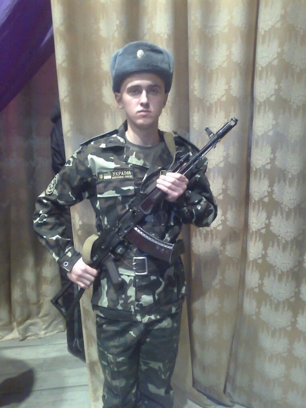 «Я тільки хочу ще знати, як він загинув», – матір загиблого танкіста. ВІДЕО