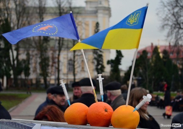 У Луцьку відзначили «помаранчеву» річницю. ФОТО