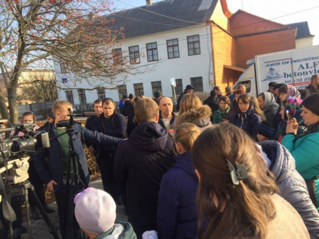 Волинянину, який не пускав дітей до школи, дали штраф