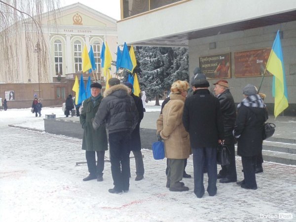 У Луцьку завадили провести урочистості «на крові». ФОТО. ВІДЕО