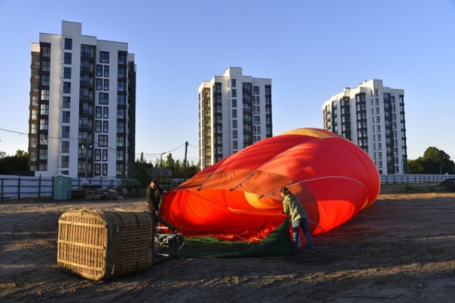 У Луцьку розпочався карнавал повітряних куль. Літали над «Суперновою». ФОТО