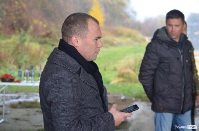 Щука, короп і судак: у луцький Стир випустили тисячі рибин. ФОТО