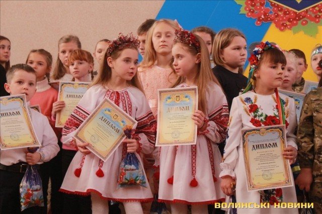 У Луцьку діти воїнів дивували своїми талантами. ФОТО