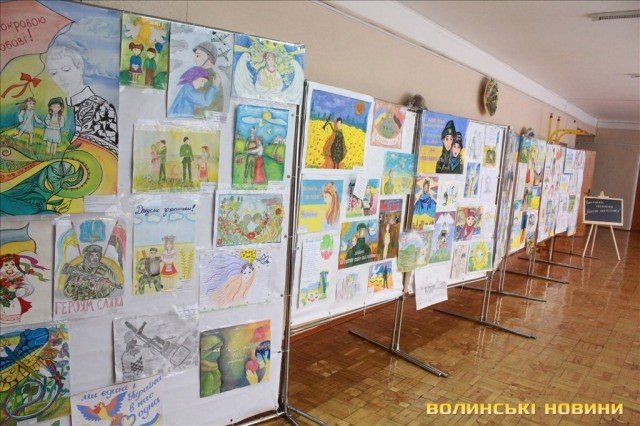 У Луцьку діти воїнів дивували своїми талантами. ФОТО