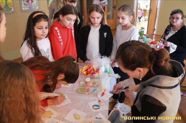 У Луцьку діти воїнів дивували своїми талантами. ФОТО