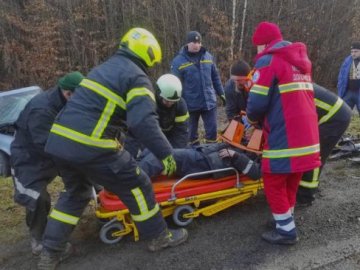 Аварія в Луцькому районі: повідомляють про 2 постраждалих