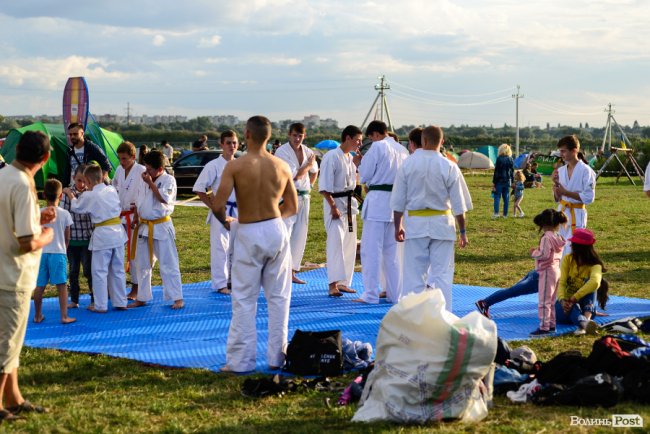 Відфестивалили, як востаннє: яким був третій день 13-го «Бандерштату» у Луцьку. ФОТОРЕПОРТАЖ