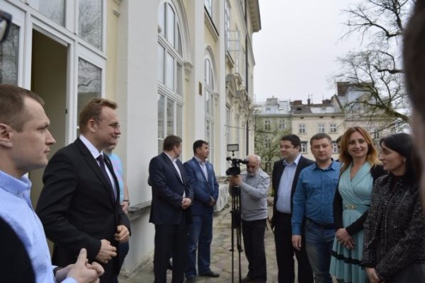 Луцькі депутати побували в гостях у Садового. ФОТО