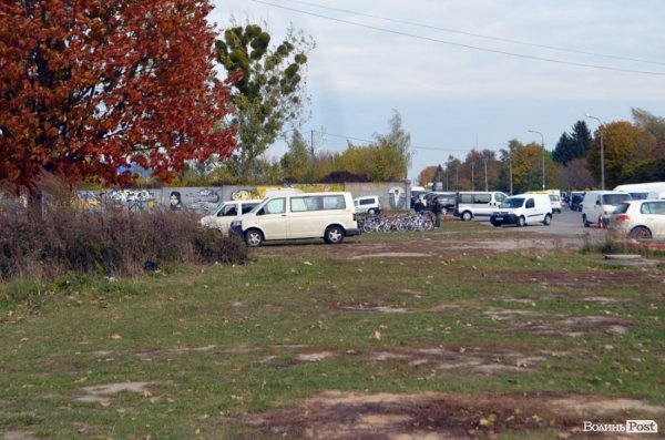 Транспорт поза парковкою