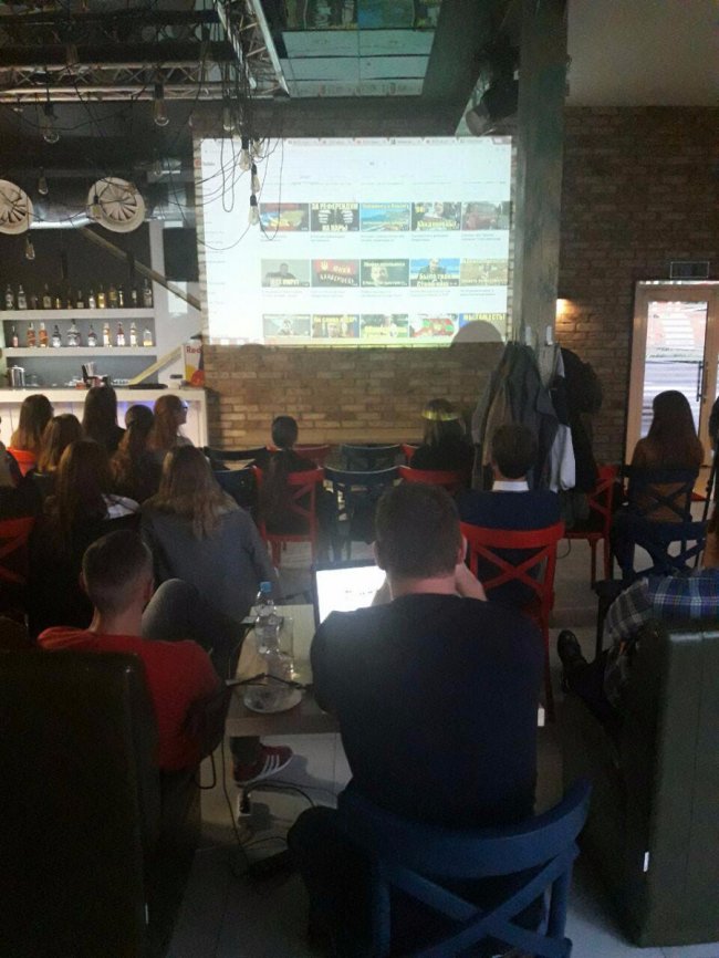 Лучан навчали, як стати популярним в інтернеті