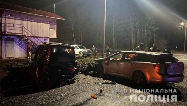На Волині вночі сталася ДТП: двох постраждалих госпіталізували. ФОТО