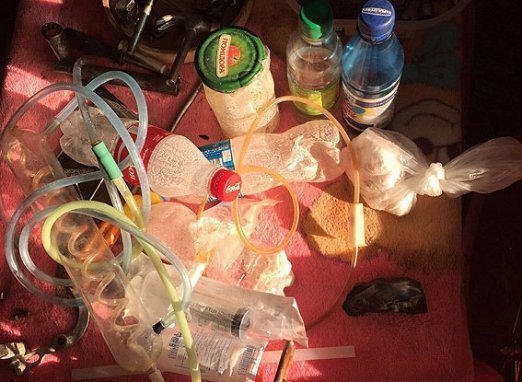 У раніше судимого волинянина вилучили наркотики та обладнання для його виготовлення. ФОТО