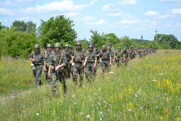На Волині військові згадували війну в Іраці та стріляли. ФОТО