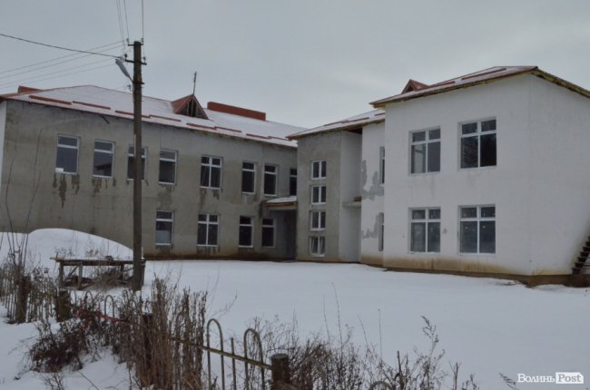 Торчинським школярам вручили новенький автобус. ФОТО