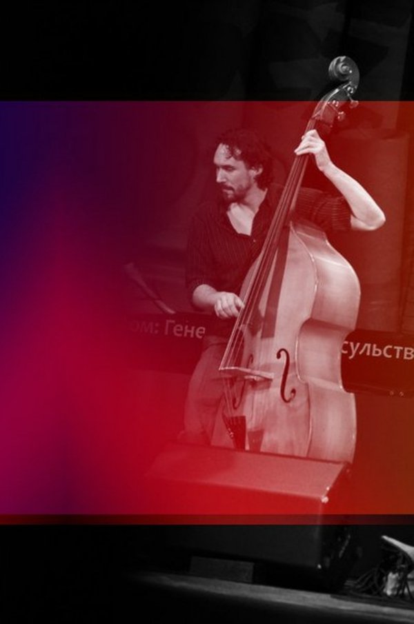 Фотовиставка Вікторії Величко