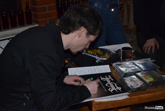 «З Луцьком завжди спекотно»: «Тінь Сонця» відіграли драйвовий концерт