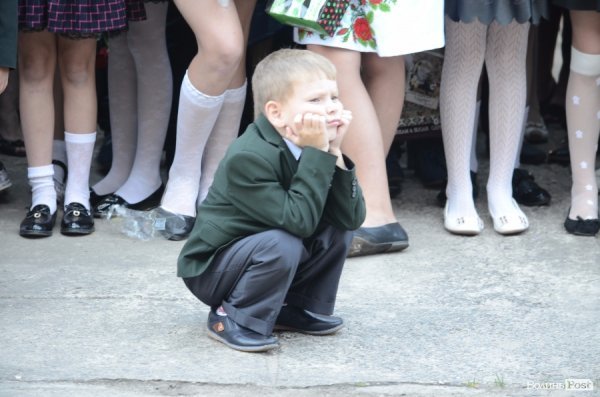 Перший дзвоник у луцьких школах. ФОТОРЕПОРТАЖ