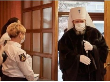 Це подарунок, якому вже 12 років, – митрополит Михаїл про критику щодо своєї норкової шуби