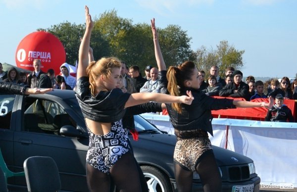 Автомотофестиваль під Луцьком: день другий. ФОТО