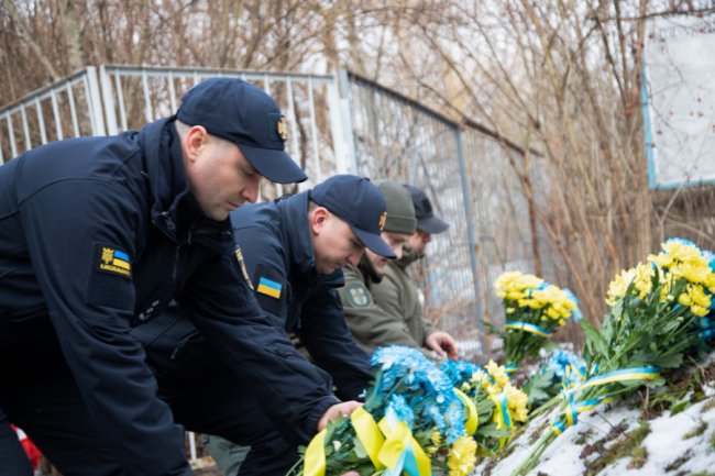 Громада Луцька вшанувала подвиг Героїв Крут