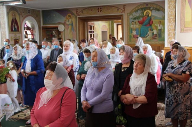 Митрополит Михаїл очолив святкову службу у селі поблизу Луцька. ФОТО
