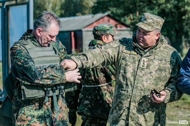 Зі стрільбами та кулішем: як на Волині відзначали День бійця тероборони. ФОТО
