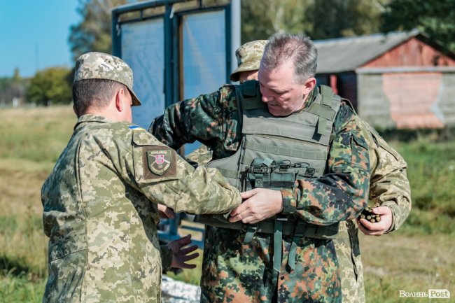 Зі стрільбами та кулішем: як на Волині відзначали День бійця тероборони. ФОТО