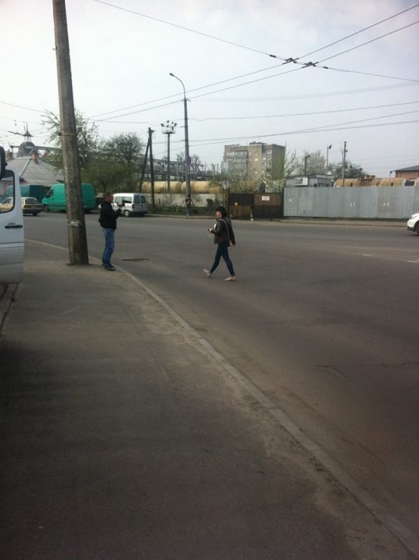 Луцькі поліцейські за годину оштрафували п’ять пішоходів. ФОТО