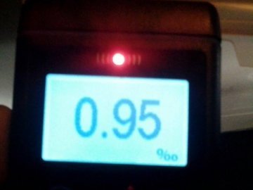 Луцькі патрульні евакуювали авто п’яного водія