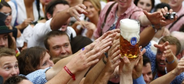 Стартував «Октоберфест-2013». ФОТО