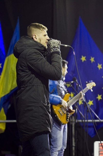 Гурт з Луцька виступив на Євромайдані в Києві. ФОТО
