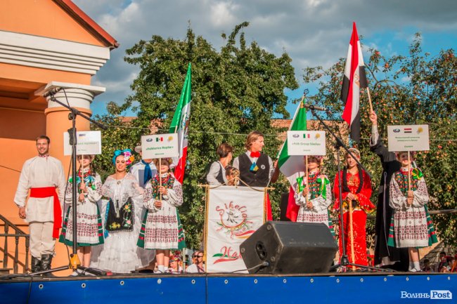 Від Мексики до Індії: грандіозний міжнародний фестиваль стартував у Луцьку. ФОТО