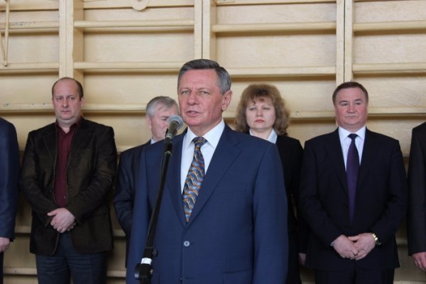 У Луцьку розпочався 25-й волейбольний турнір «Волинь зустрічає друзів — 2016». ФОТО