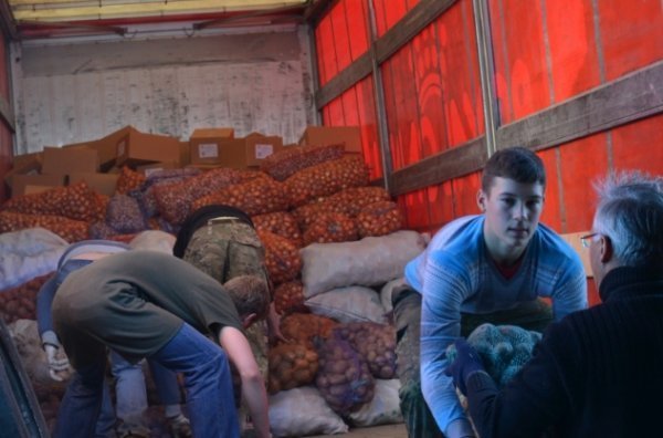 Третя фура гуманітарної допомоги з Волині дісталася до вояків. ФОТО